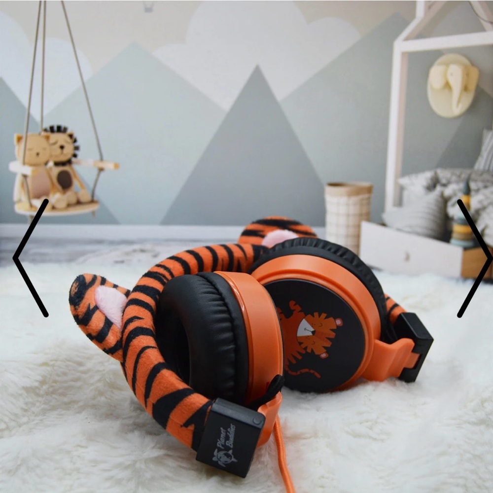 Planet Buddies Charlie the Tiger Furry kids wired headphones
